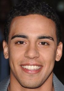 Victor Rasuk
as Cam Calderon