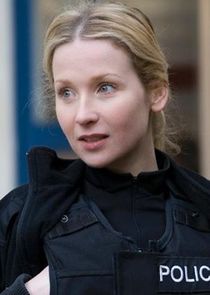 Amy Beth Hayes
as Maxine Fox