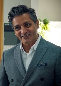 Hari Dhillon
as Michael Spence