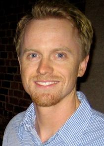 David Hornsby
as Andrew Carlson