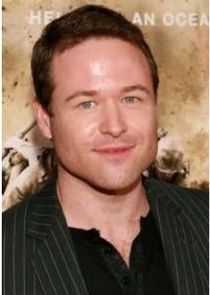 Henry Nixon
as Damien Stark