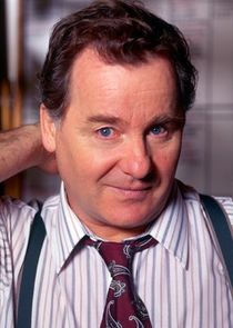 Peter Gerety
as Detective Stuart Gharty