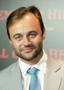 Gyton Grantley
as Allan Carter