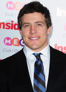 Stephen Peacocke
as Dylan McKenzie