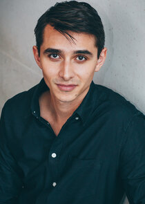Ethan Lwin
as Gabe Kihn