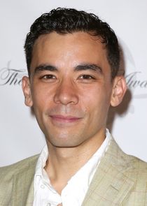 Conrad Ricamora
as Rory Cohen