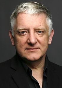 Simon Russell Beale
as Ser Simon Strong