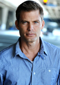 Casper Van Dien
as Samuel Hyst