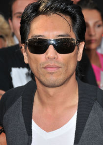 Peter Shinkoda
as Ben Takeda