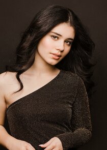 Corina Bradley
as Valeria