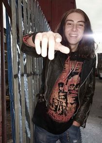 Alexander Arnold
as Rich Hardbeck