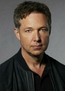 George Newbern
as Charlie