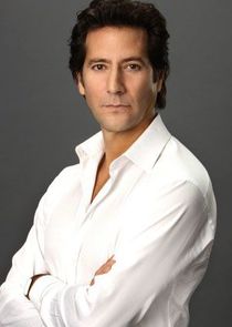 Henry Ian Cusick
as Stephen Finch