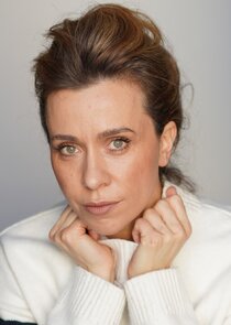 Andreea Vasile
as Adela Godeanu