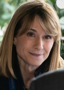 Holly Hunter
as Rhea Jarrell