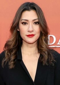 Inga Schlingmann
as Dr. Sasha Lubbock