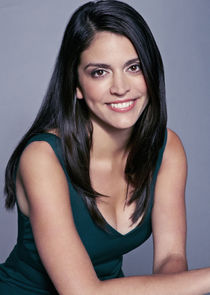 Cecily Strong
as Melissa Gimble