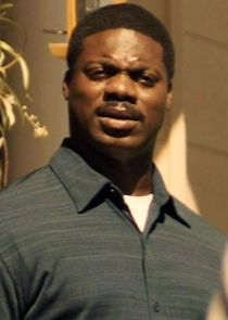 Marcus Henderson
as Andrew Wright