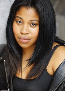 Dominique Fishback
as Andrea 'Dre' Greene