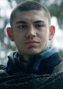 Archie Renaux
as Malyen Oretsev