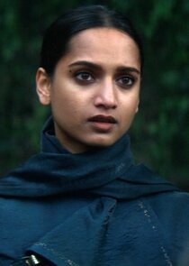 Amita Suman
as Inej Ghafa