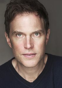 Daniel Lapaine
as Daniel Frederick