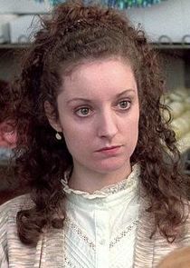 Nada Despotovich
as Sandra Beals