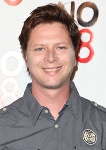 Jeremy Jordan
as Billy Soames