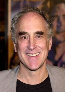 Jeffrey DeMunn
as Robbie Beals