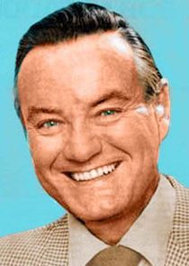 Bob McFadden
as Cmdr. Stargazer