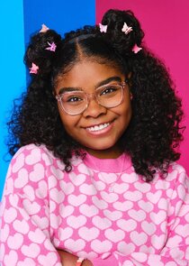 Taylor Cora
as Winter