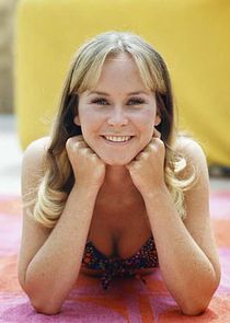 Heather North
as Daphne Blake
