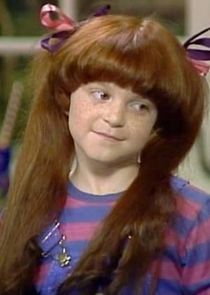 Emily Schulman
as Harriet Brindle