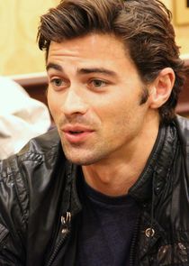 Matt Cohen
as Aiden Dennison