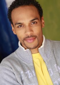 Austen Parros
as Sean Miller