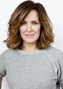 Fiona Highet
as Colleen Marsh