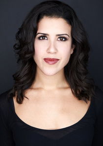 Nicole Power
as Shannon Ross