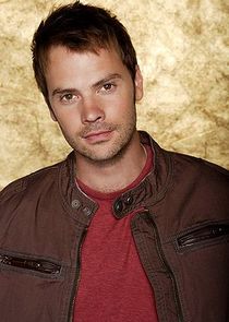Barry Watson
as Todd Deepler
