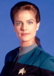 Terry Farrell
as Lt. Commander Jadzia Dax