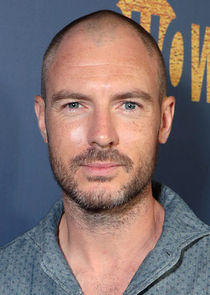 Richard Flood
as Ford Kellogg