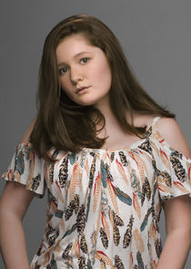Emma Kenney
as Debbie Gallagher