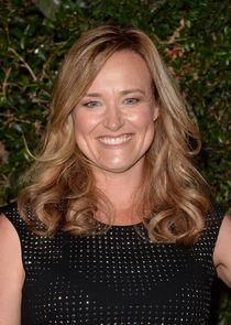 Jennifer Irwin
as Linda Michaels