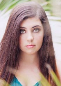 Soleil Borda
as Tina Miller