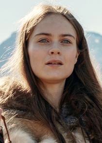 Hera Hilmar
as Maghra
