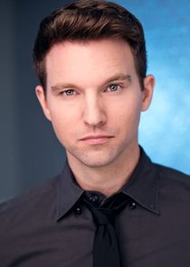 Drew Matthews
as Dennis Bukowski