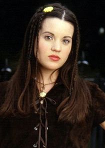 Jenna Leigh Green
as Libby Chessler