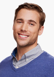 Dustin Milligan
as Ted Mullens
