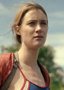 Mackenzie Davis
as Kirsten Raymonde