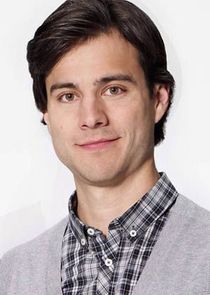 Kristopher Turner
as Dr. Gavin Murphy