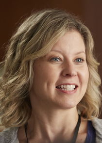 Nicole Underhay
as Kristine Fields